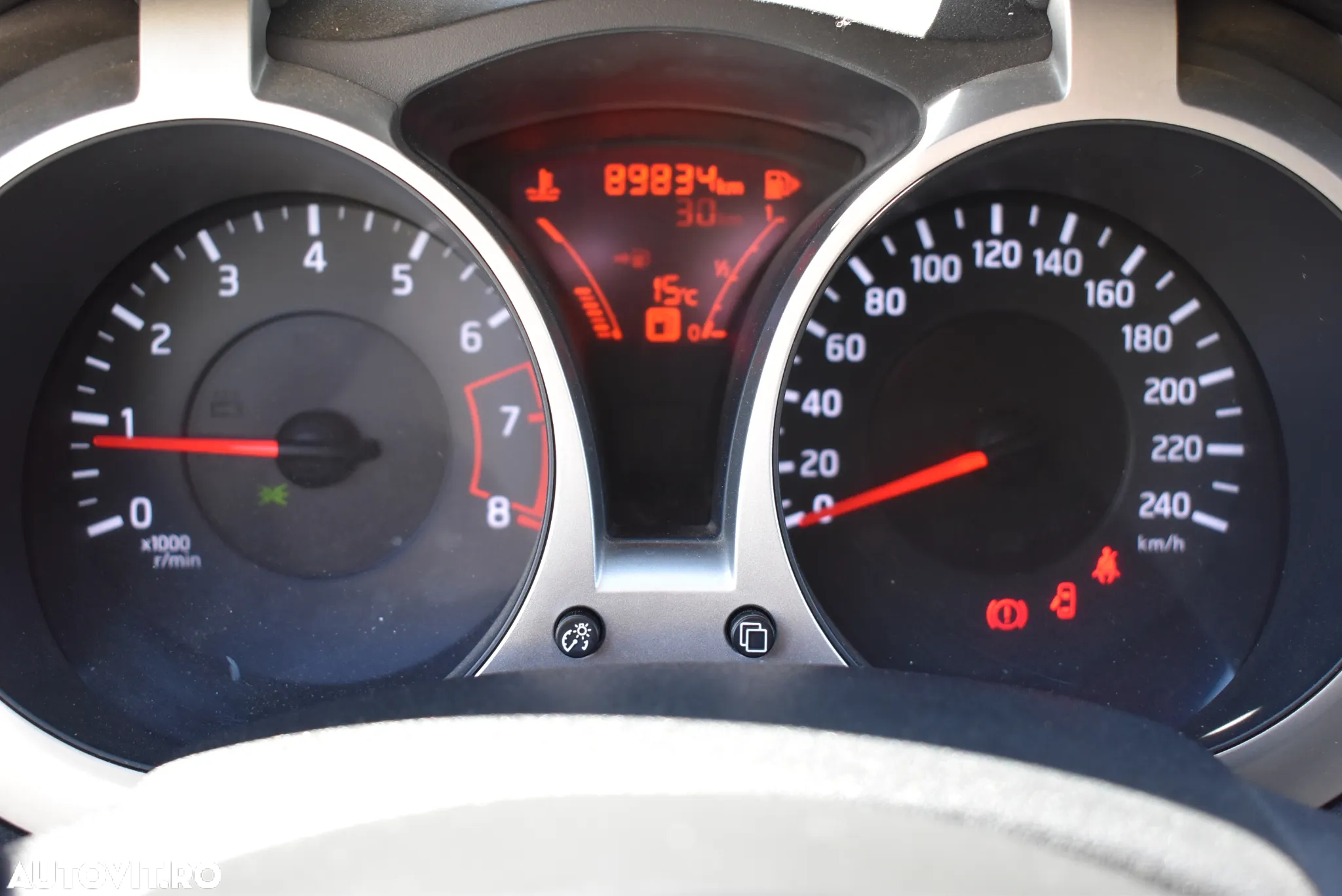 Nissan Juke 1.6 Visia Plus - 10