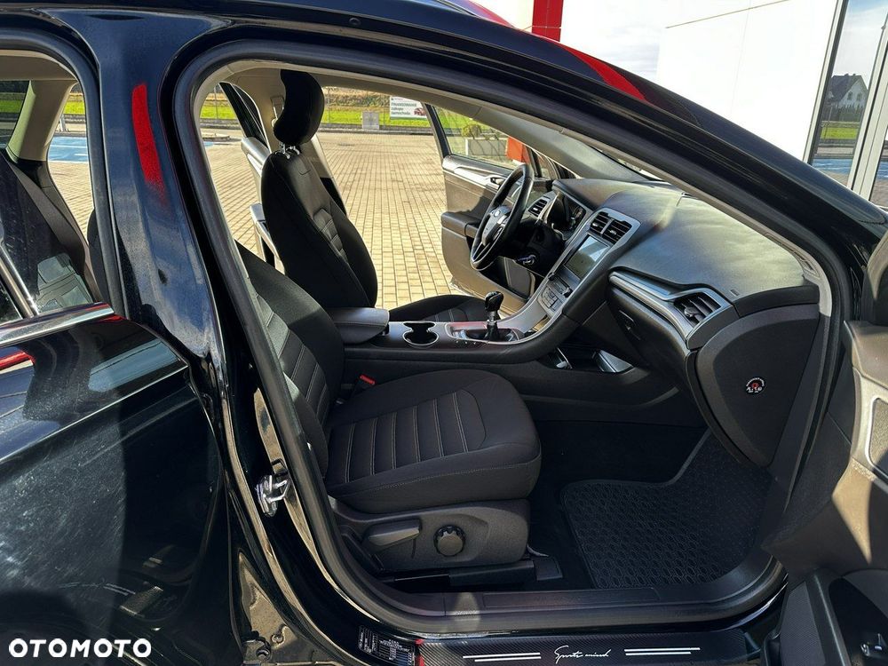 Ford Mondeo 2.0 TDCi Titanium - 17