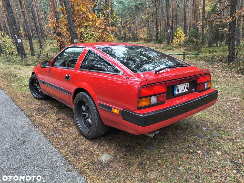 Nissan 300 ZX - 4