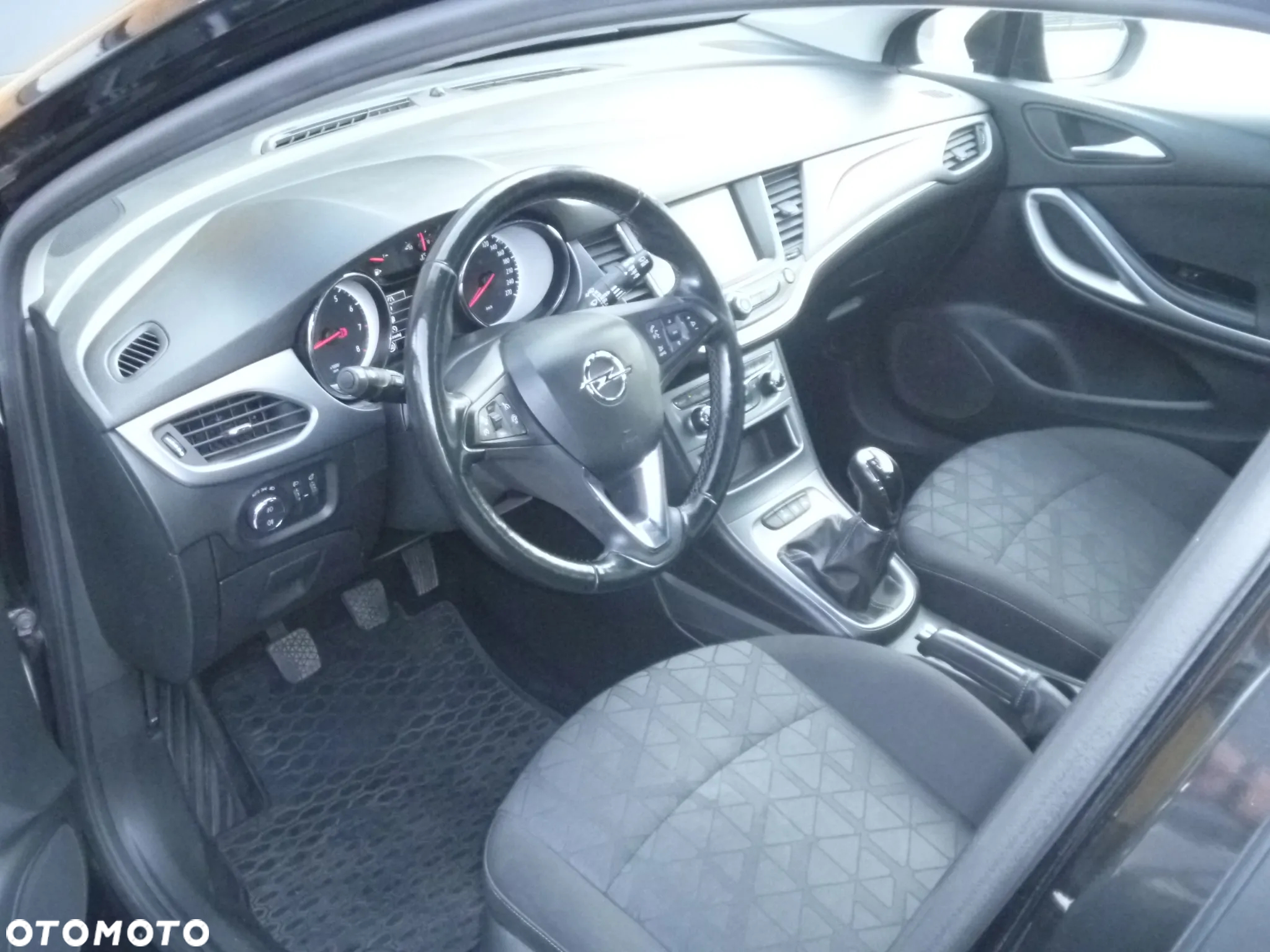 Opel Astra - 19