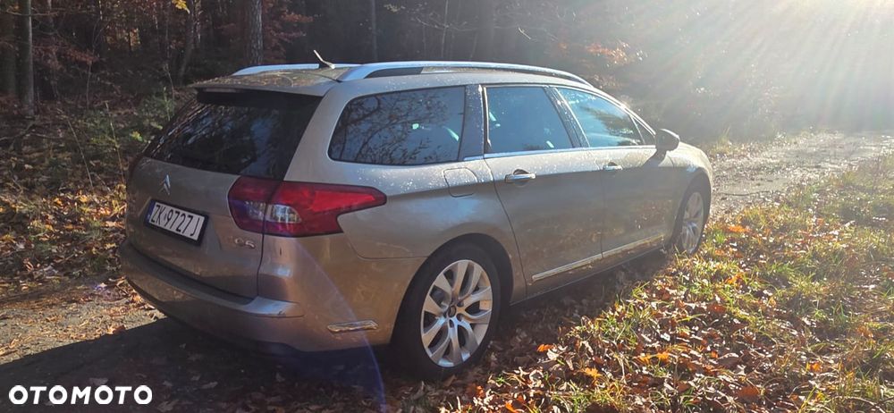 Citroën C5 HDi 135 FAP Exclusive - 9