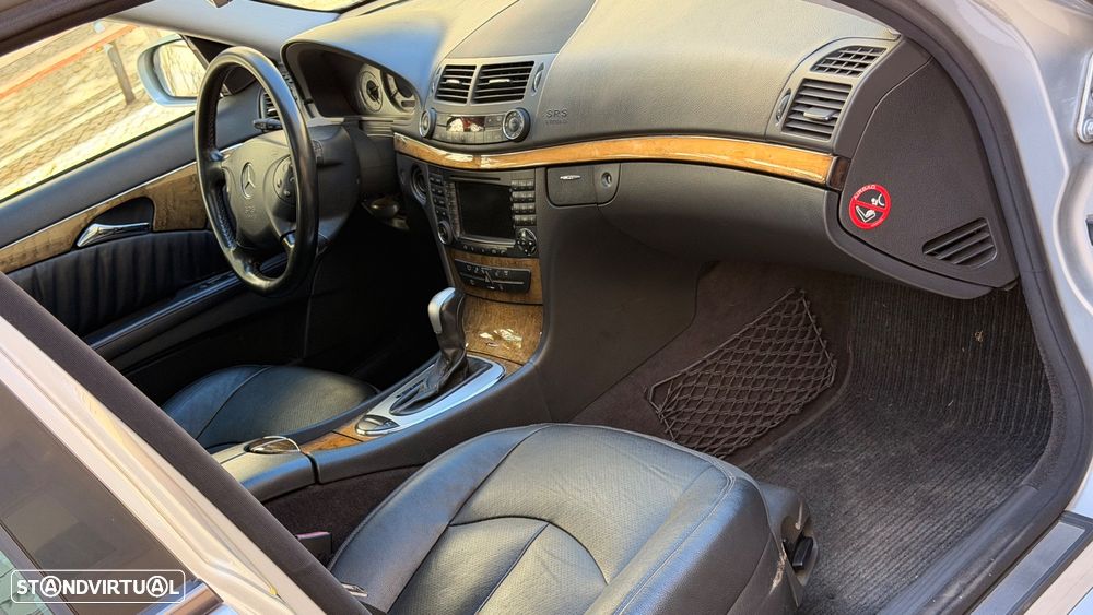 Mercedes-Benz E 270 - 21