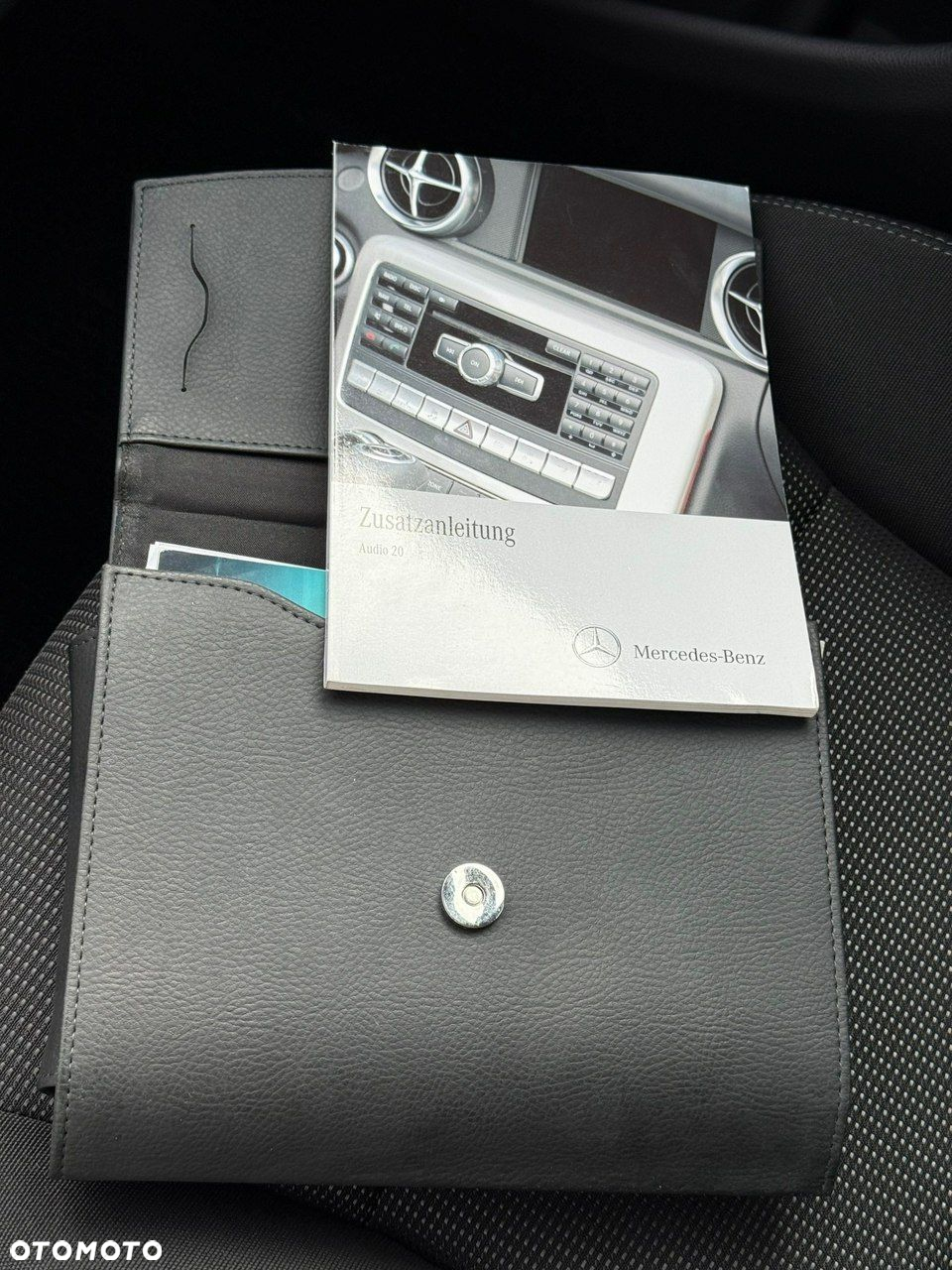 Mercedes-Benz Klasa B 180 BlueEFFICIENCY Edition Style - 32