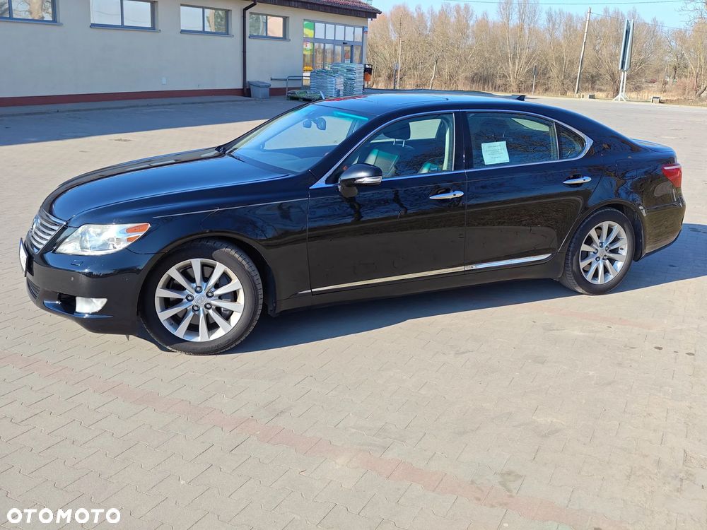 Lexus LS 460 AWD Impression Line - 1