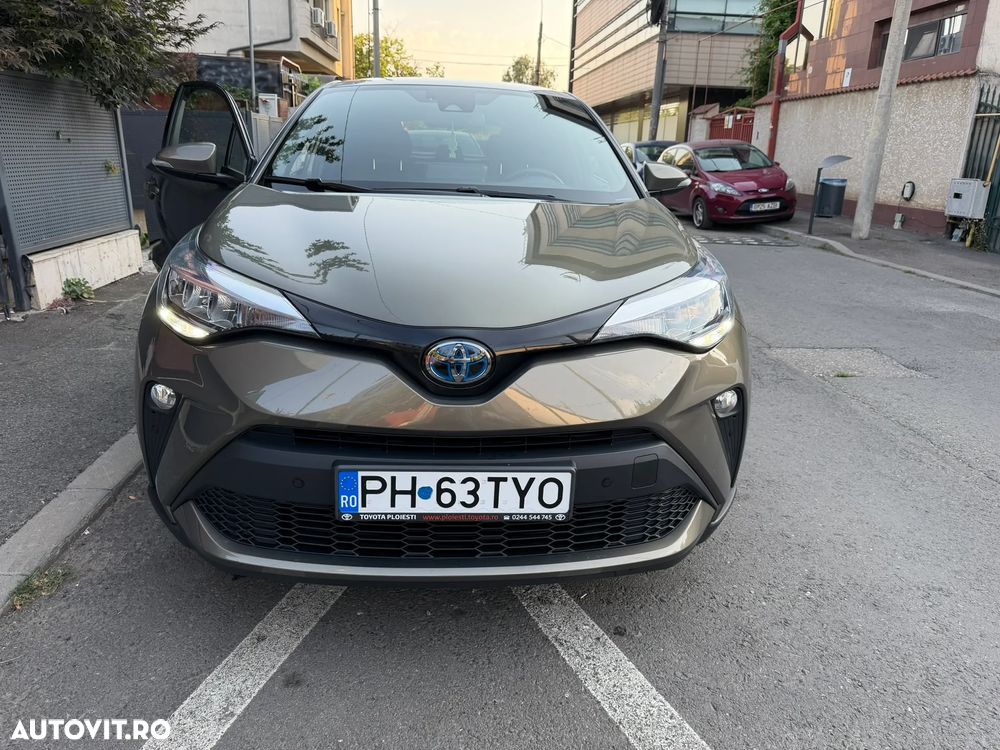 Toyota C-HR 2.0 HEV 180 CP 4x2 CVT Dynamic - 12
