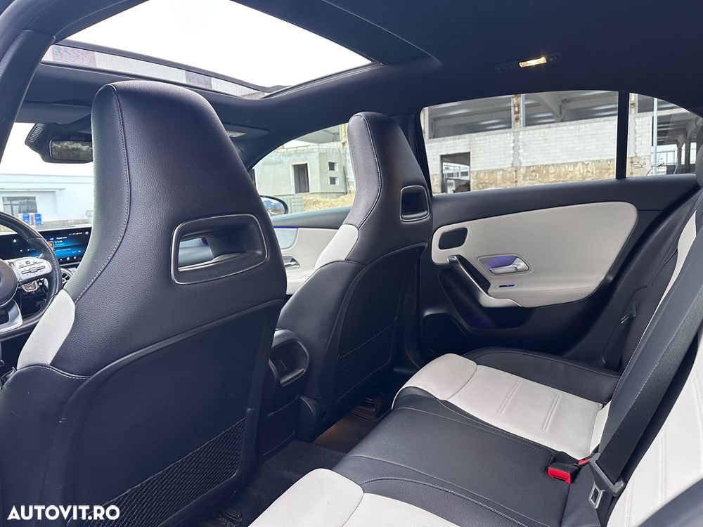 Mercedes-Benz A 200 7G-DCT AMG Line Advanced Plus - 20