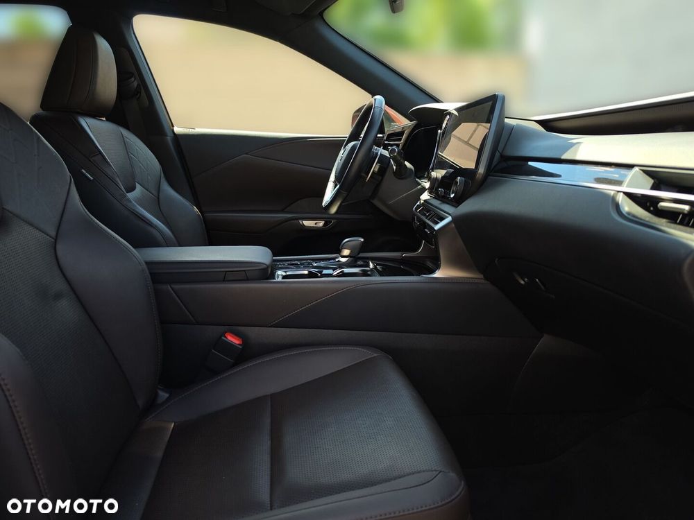Lexus RX - 25