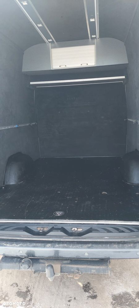 Mercedes-Benz SPRINTER - 14