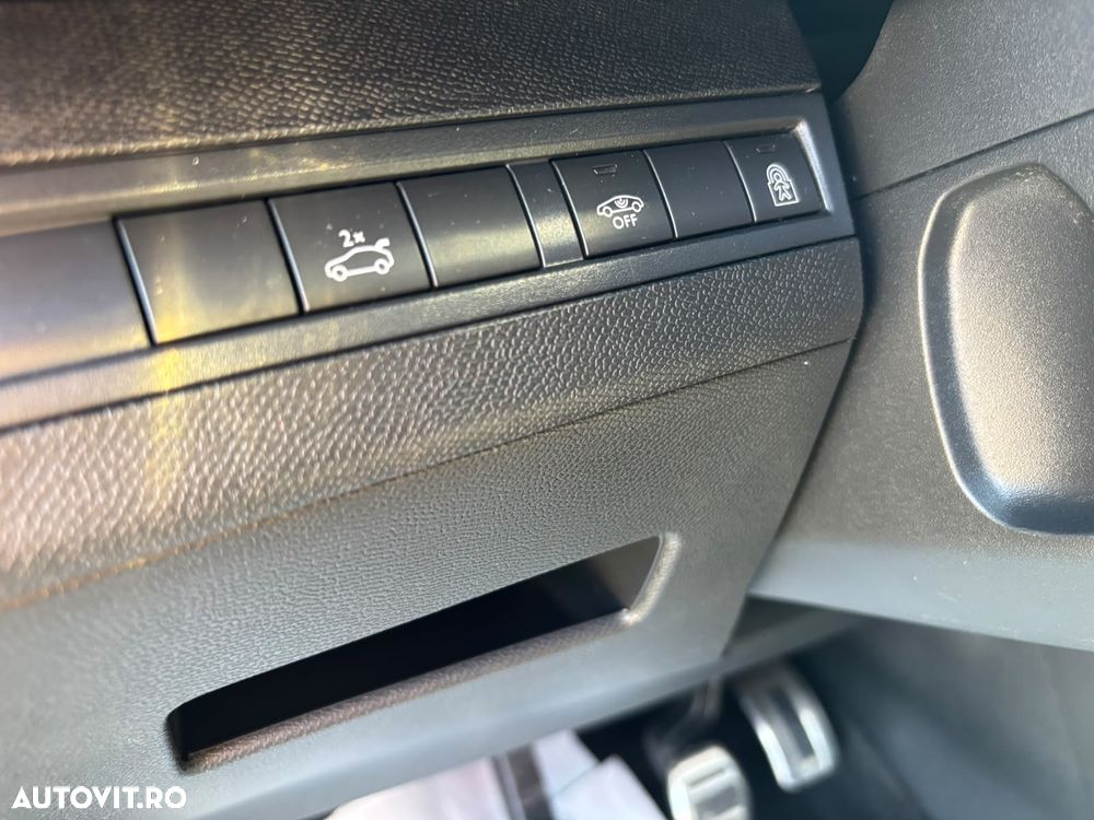 Peugeot 3008 - 17