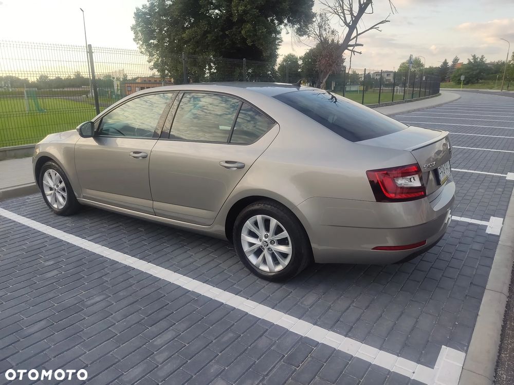 Skoda Octavia - 15
