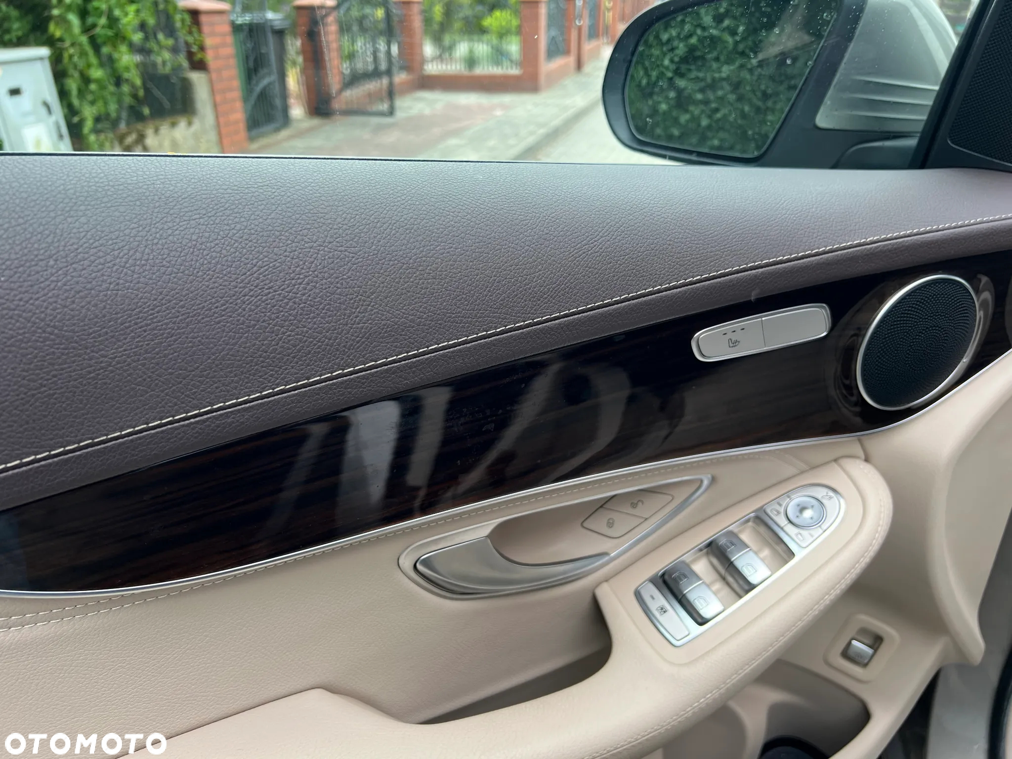 Mercedes-Benz GLC 200 4Matic 9G-TRONIC Exclusive - 20