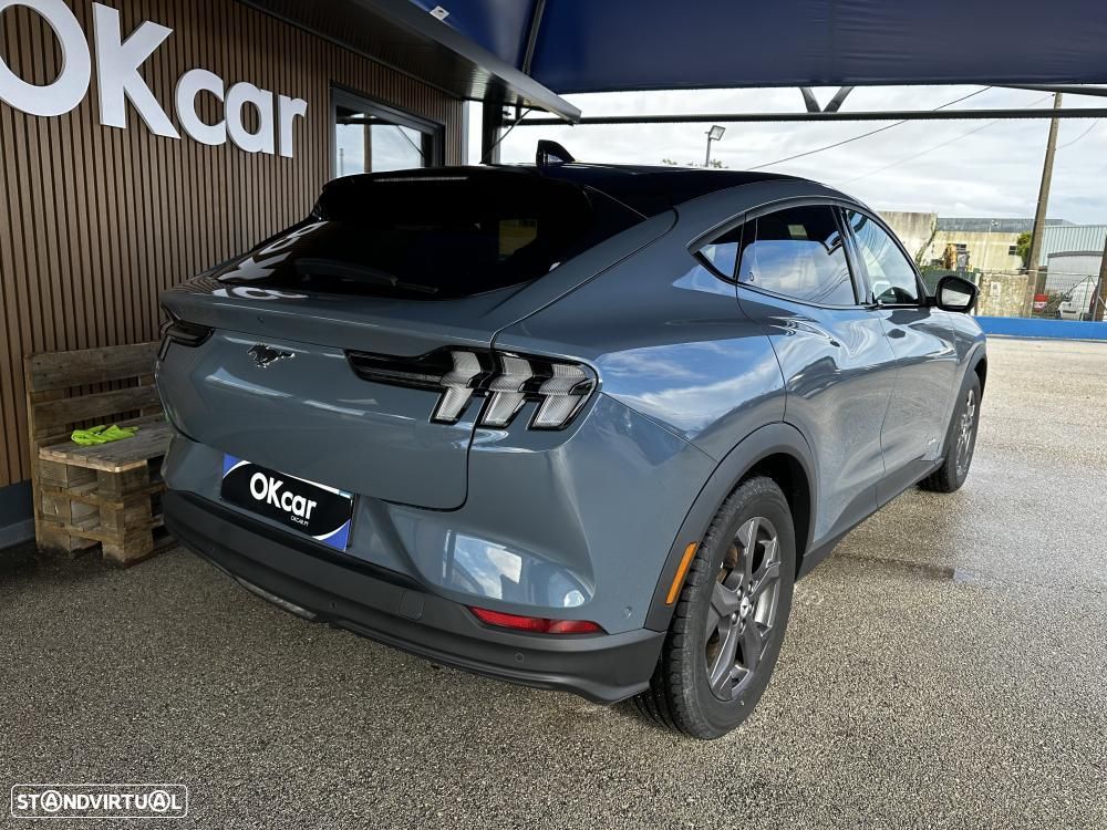 Ford Mustang Mach-E Standard - 11