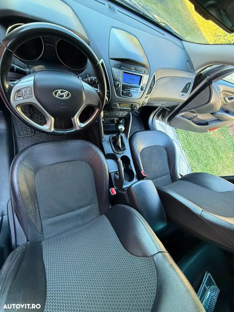 Hyundai ix35 2.0 CRDI High 4WD GL Style - 8