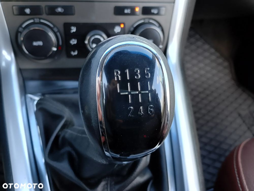 Opel Antara 2.2 CDTI Cosmo - 22