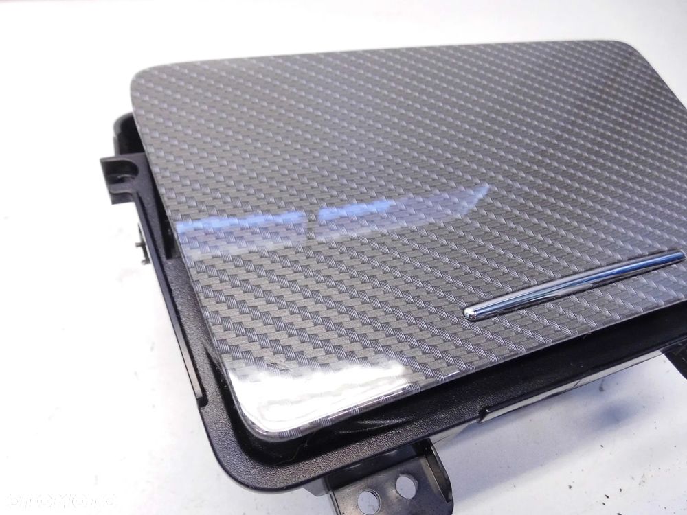 SCHOWEK UCHWYT NA NAPOJE KUBKI MITSUBISHI OUTLANDER III LIFT 2020r. ORYGINAŁ - 2