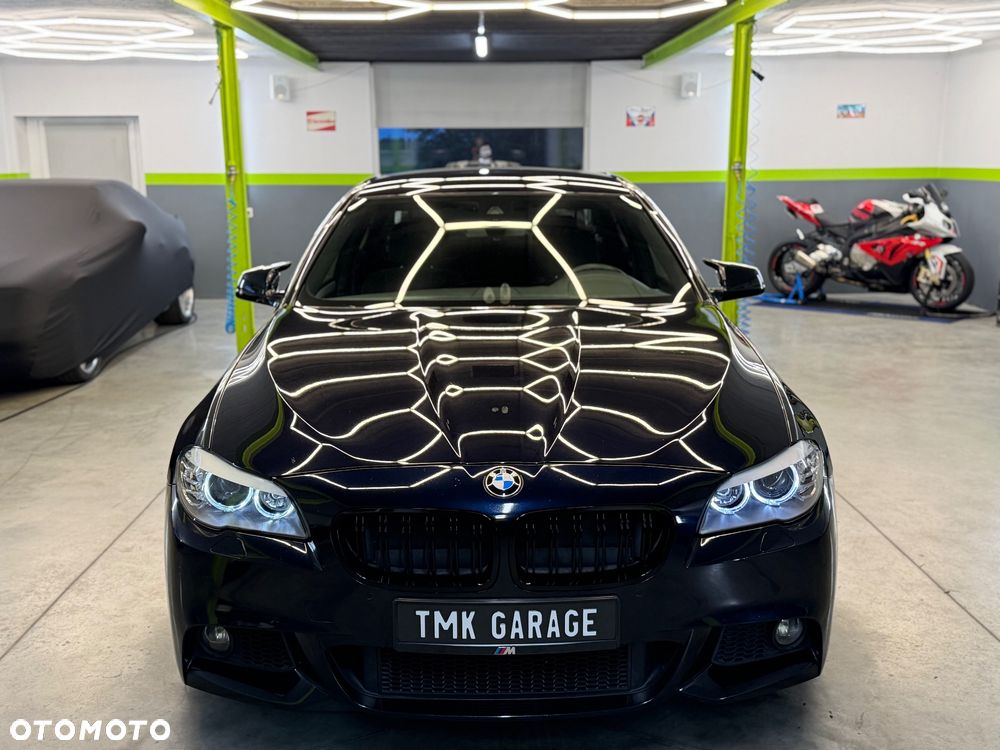 BMW Seria 5 520i Sport-Aut - 2