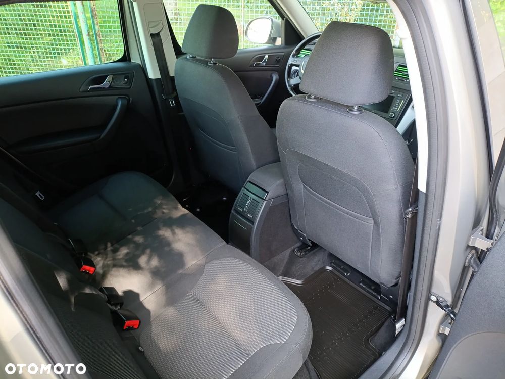 Skoda Yeti 2.0 TDI DSG 4x4 L&K - 15