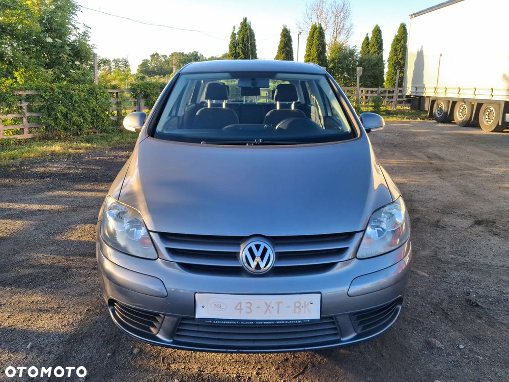 Volkswagen Golf Plus 1.9 TDI DSG Comfortline - 5