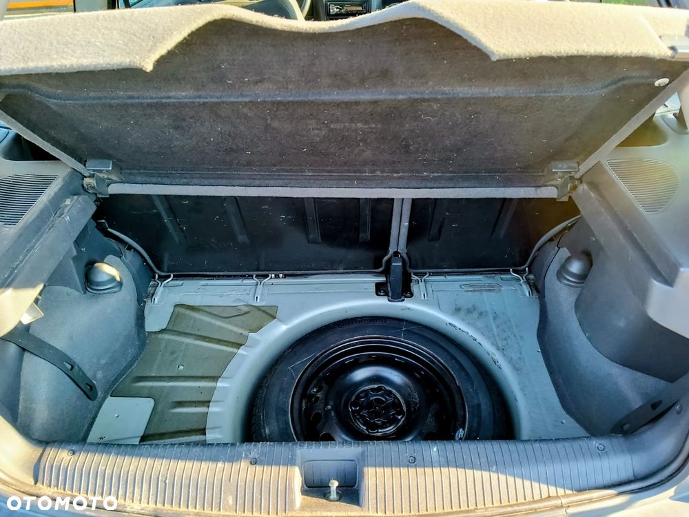 Opel Corsa 1.2 16V Comfort - 3