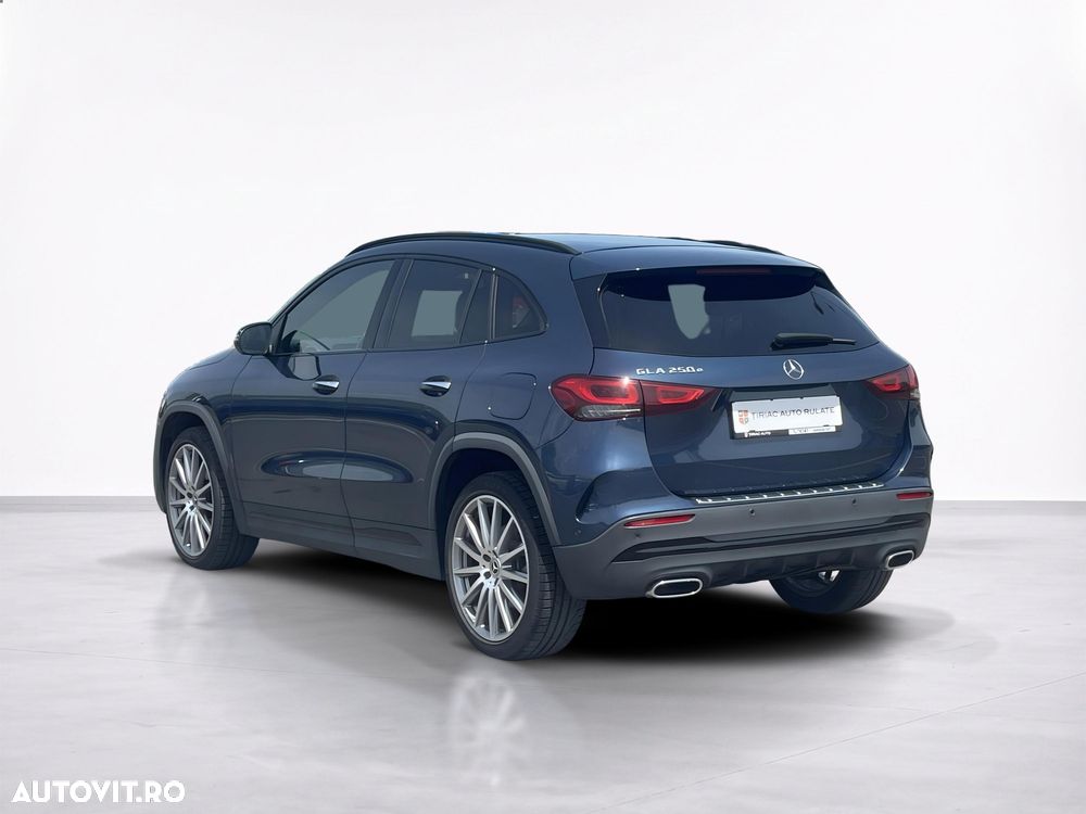 Mercedes-Benz GLA 250 e - 4