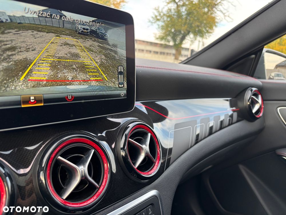 Mercedes-Benz CLA AMG 45 4-Matic - 39