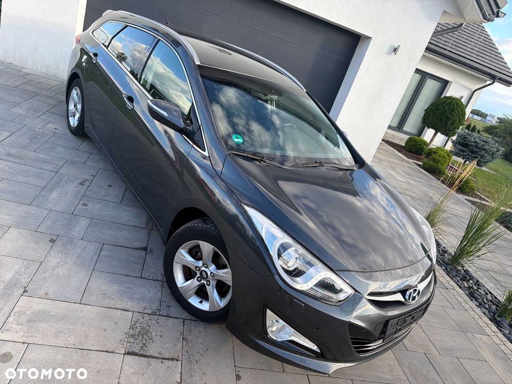 Hyundai i40 i40cw 1.7 CRDi Fifa World Cup Edition - 23