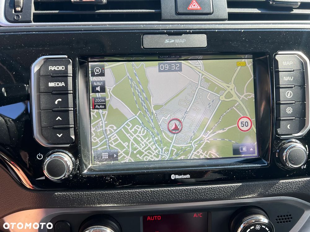 Kia Rio 1.2 Sensation - 24