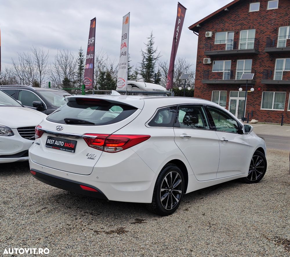 Hyundai i40 Kombi 1.7 CRDi DCT Style - 4