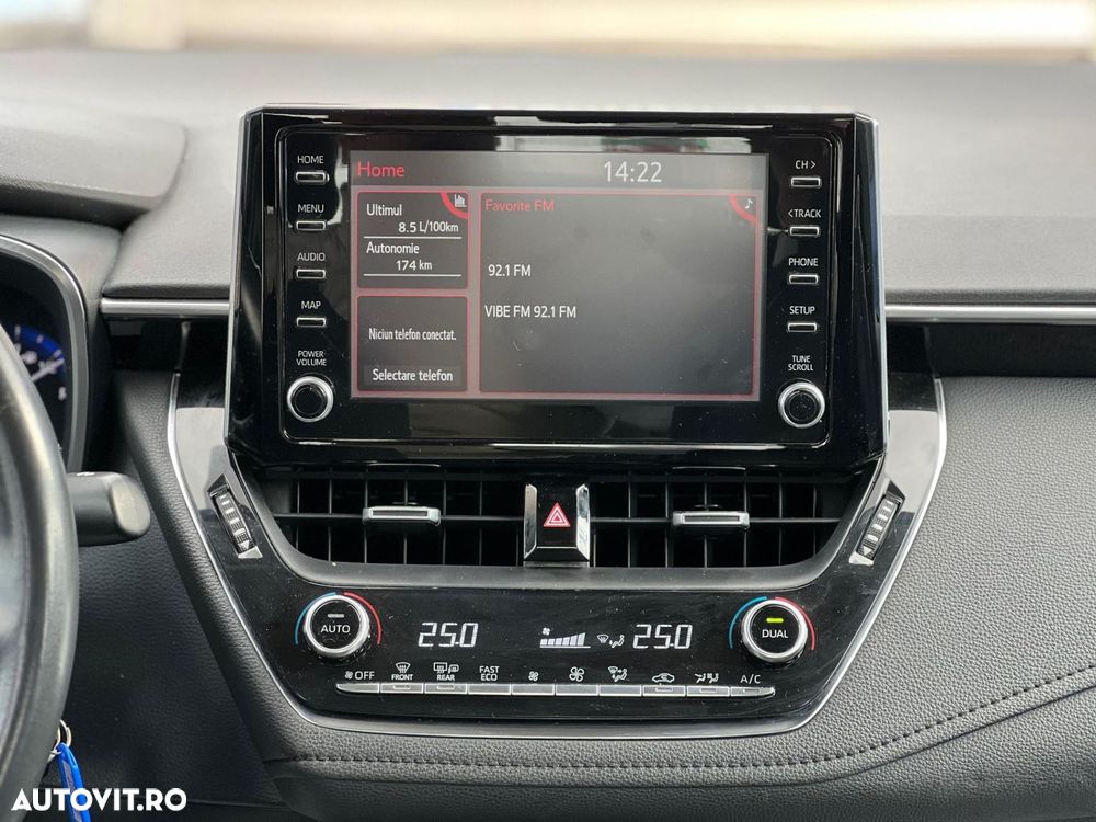 Toyota Corolla Sedan 1.5 TNGA CVT Business - 15