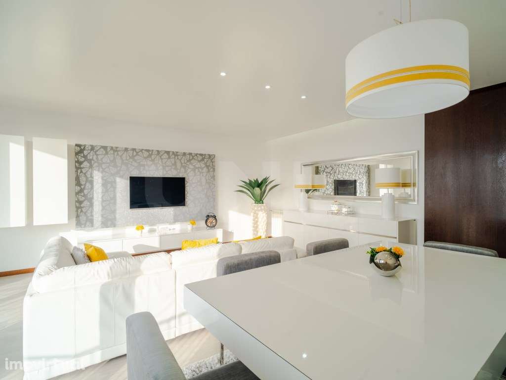 Apartamento T3 - Vista mar e garagem no sitio da Nazaré - Grande imagem: 4/22