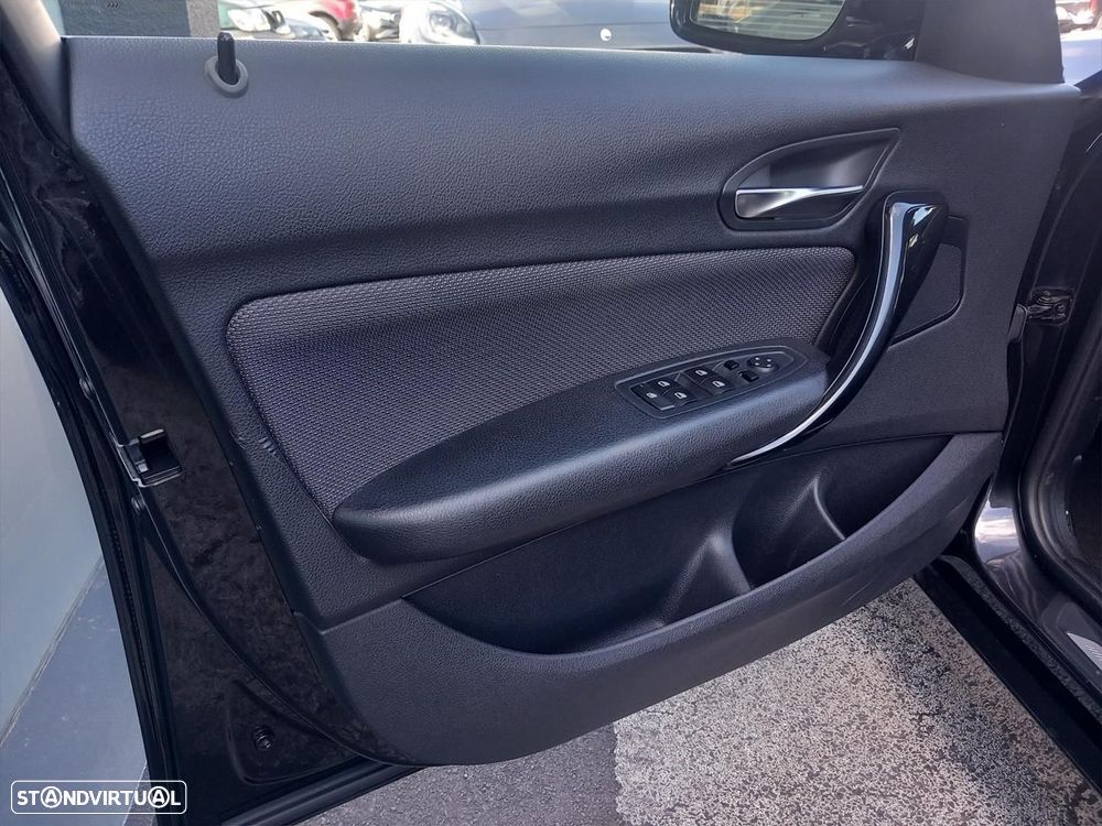 BMW 116 d Line Urban Auto - 7