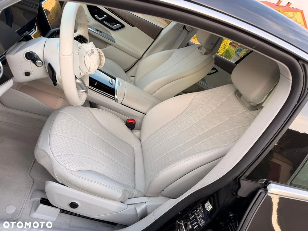 Mercedes-Benz EQE 300 90.5kWh Electric Art - 18