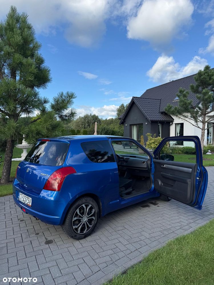 Suzuki Swift 1.3 GC - 3