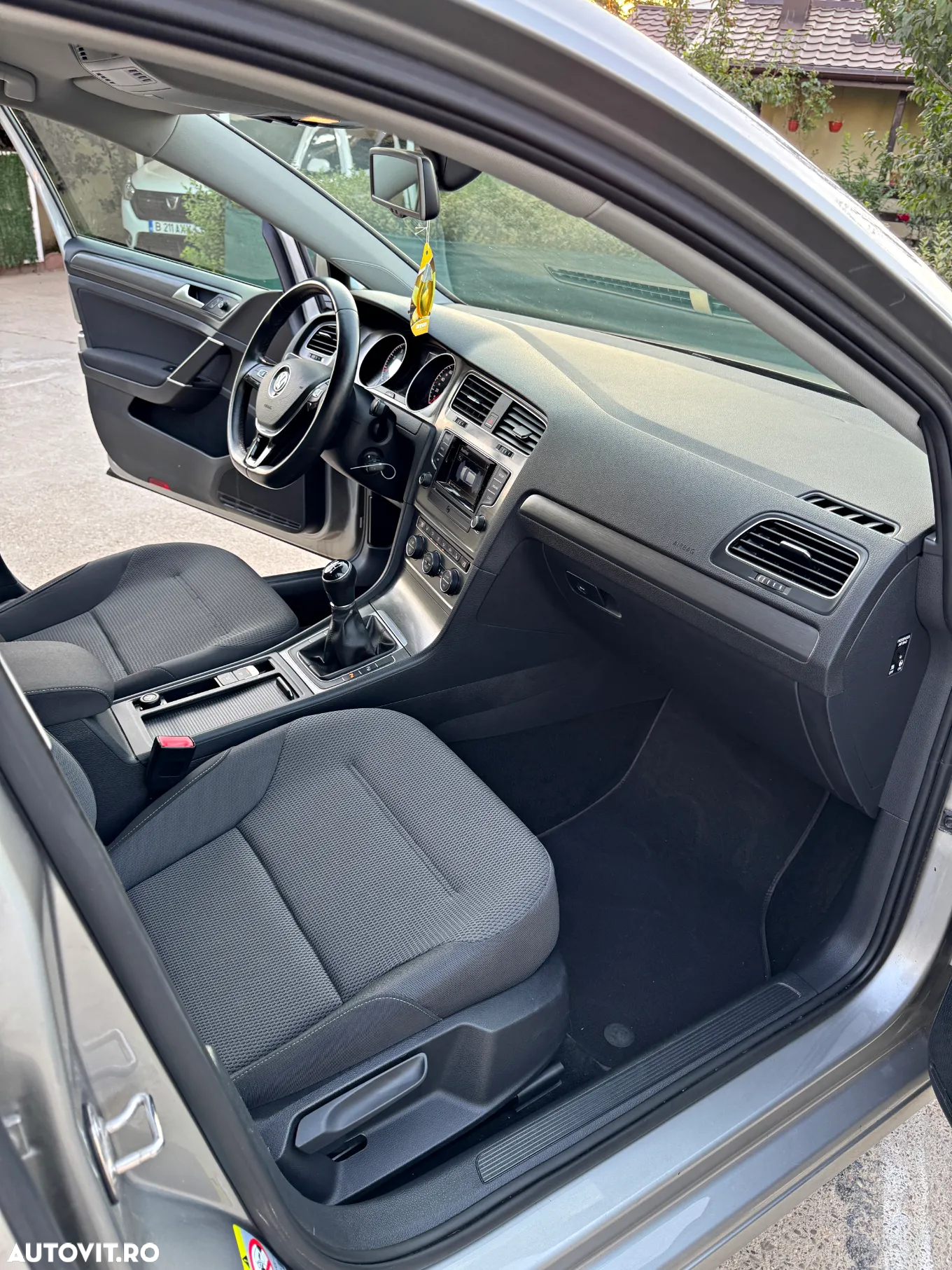 Volkswagen Golf 1.2 TSI BlueMotion Technology Comfortline - 13