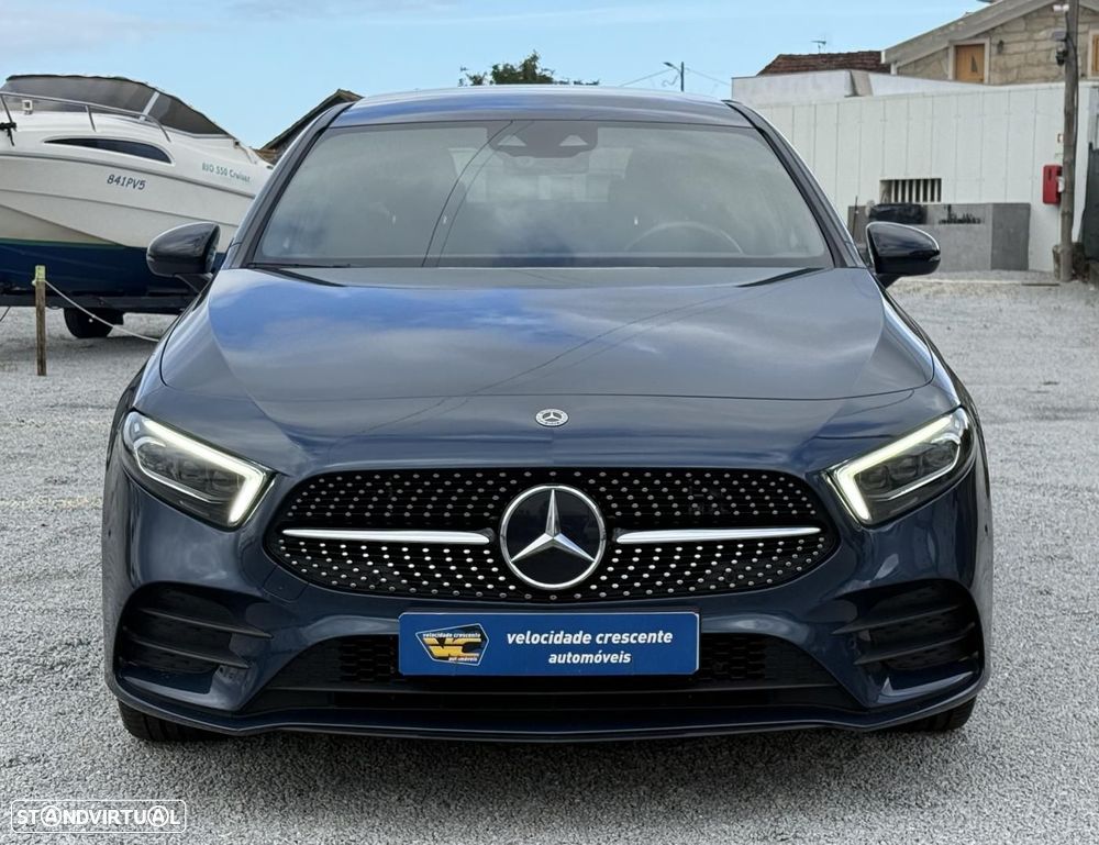 Mercedes-Benz A 250 Limousine e AMG Line - 2