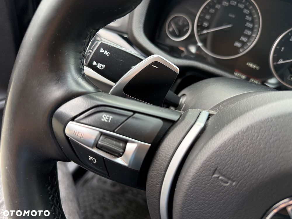 BMW X4 xDrive20i M Sport - 32