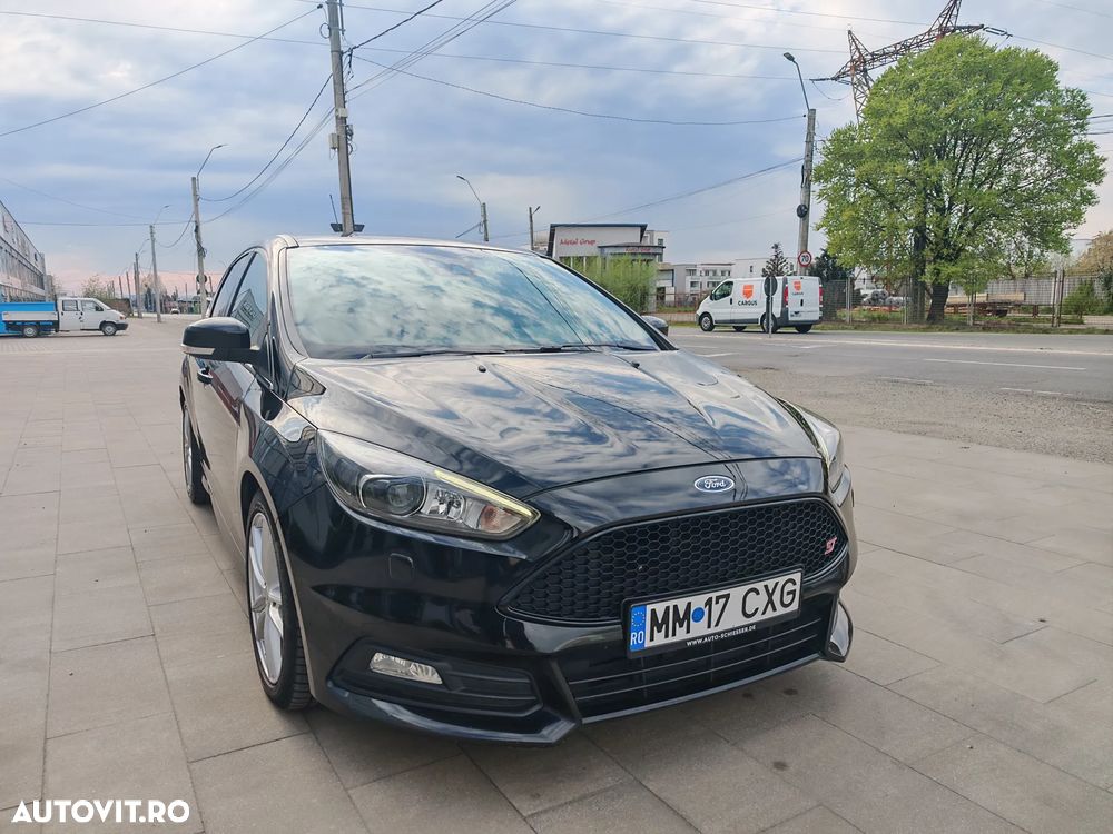 Ford Focus Powershift ST - 1