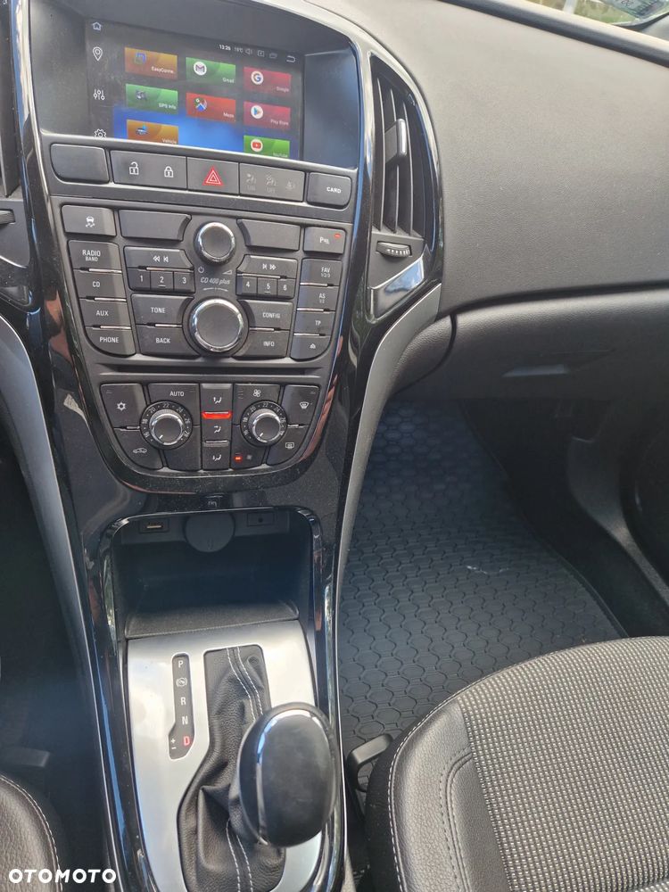 Opel Astra IV 2.0 CDTI Cosmo - 15