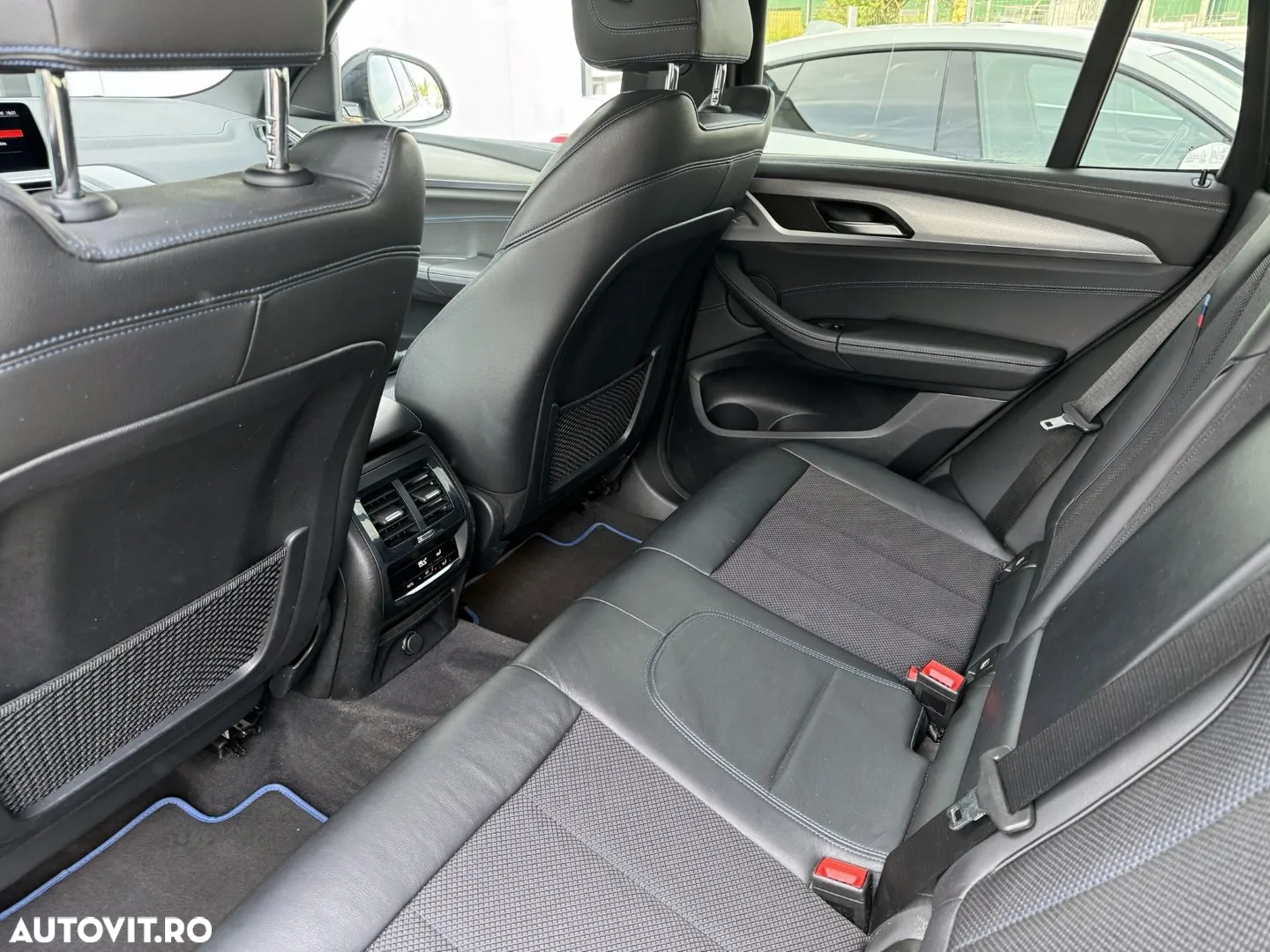 BMW X3 - 24