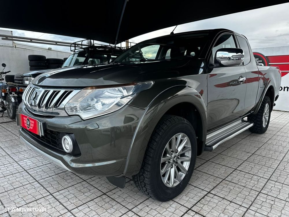 Mitsubishi L200 2.4 DI-D Club Intense Strakar 4WD - 4