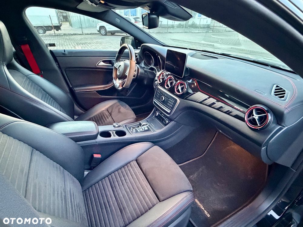 Mercedes-Benz CLA - 17