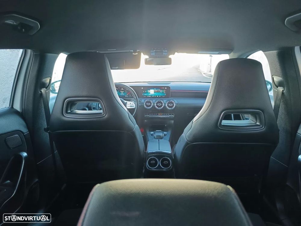 Mercedes-Benz A 180 d 7G-DCT AMG Line - 38