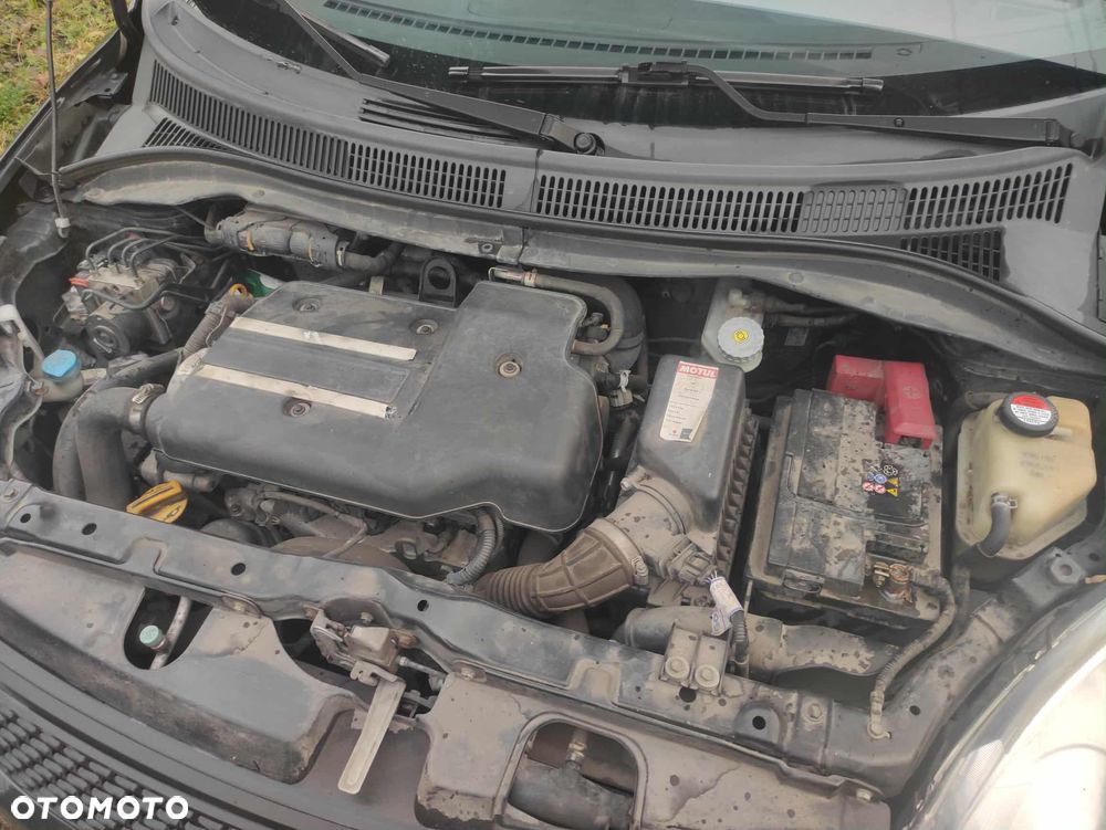 Suzuki Swift 1.3 DDiS Comfort - 9