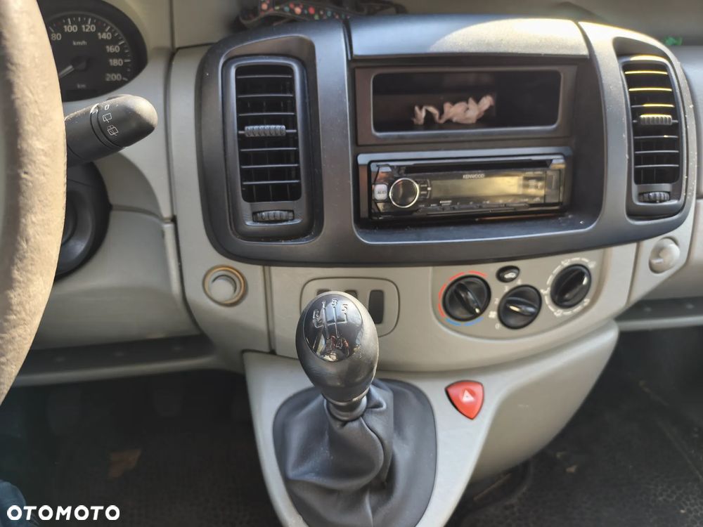 Renault trafic - 13