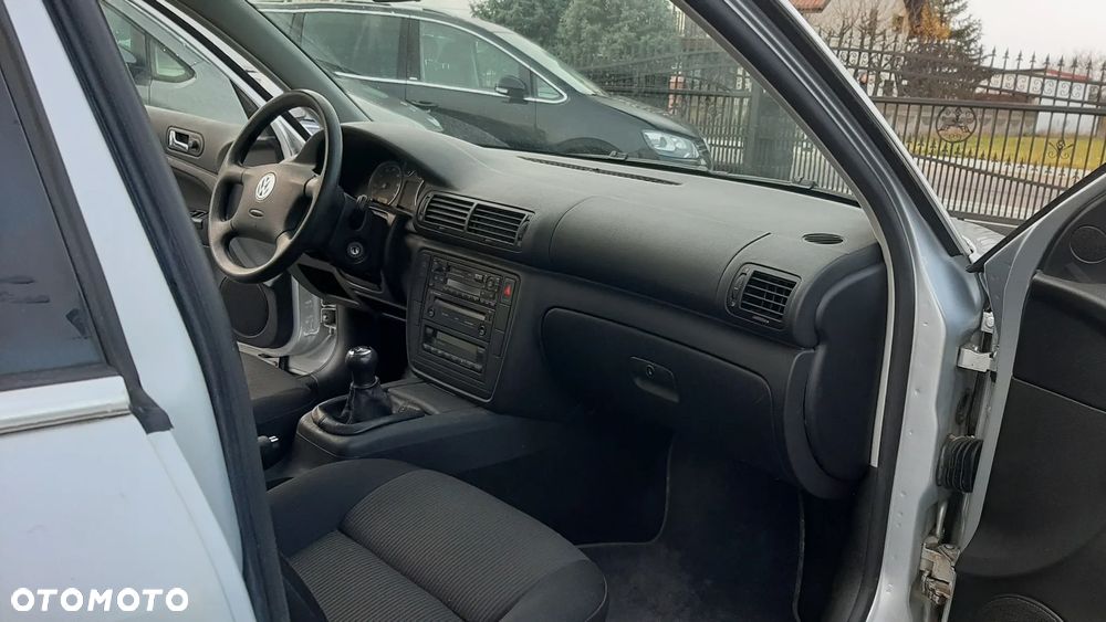 Volkswagen Passat 2.0 - 18