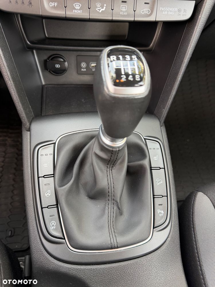 Hyundai Kona - 21