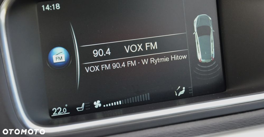 Volvo V40 D2 Drive-E R-Design Kinetic - 25