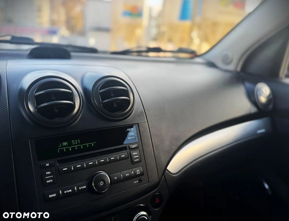 Chevrolet Aveo - 15