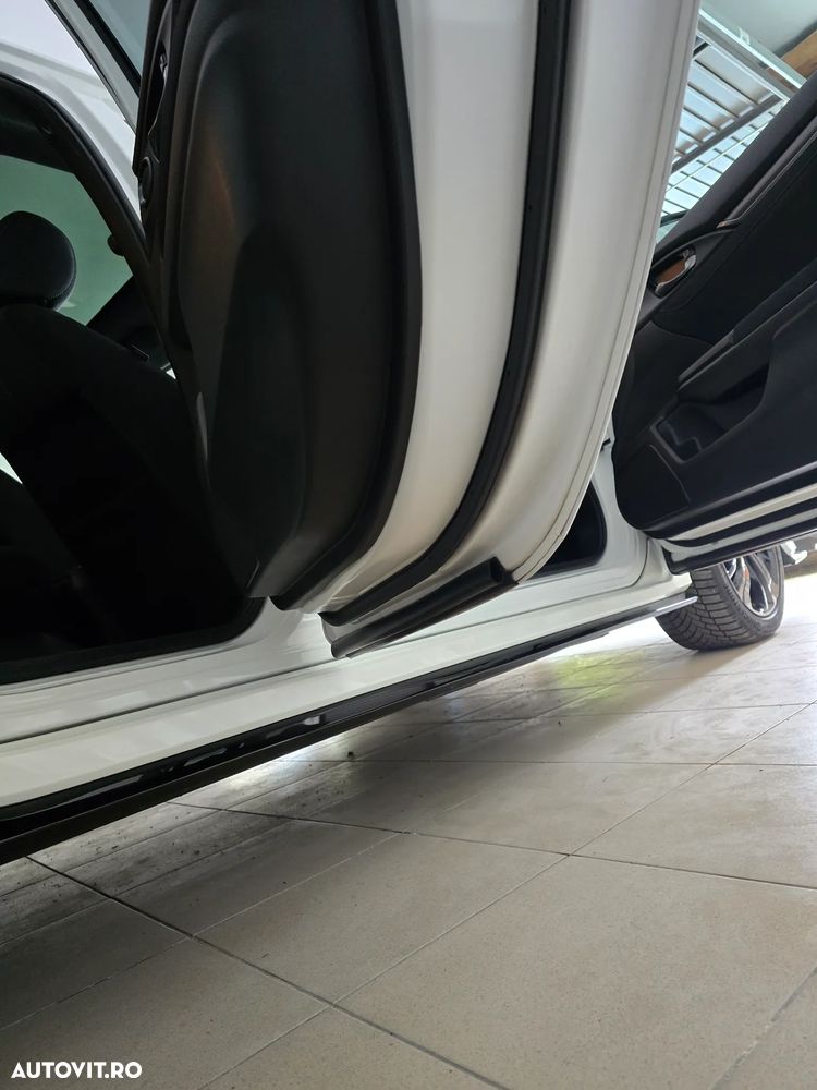 Honda Civic 1.5 VTEC Turbo Sport - 36