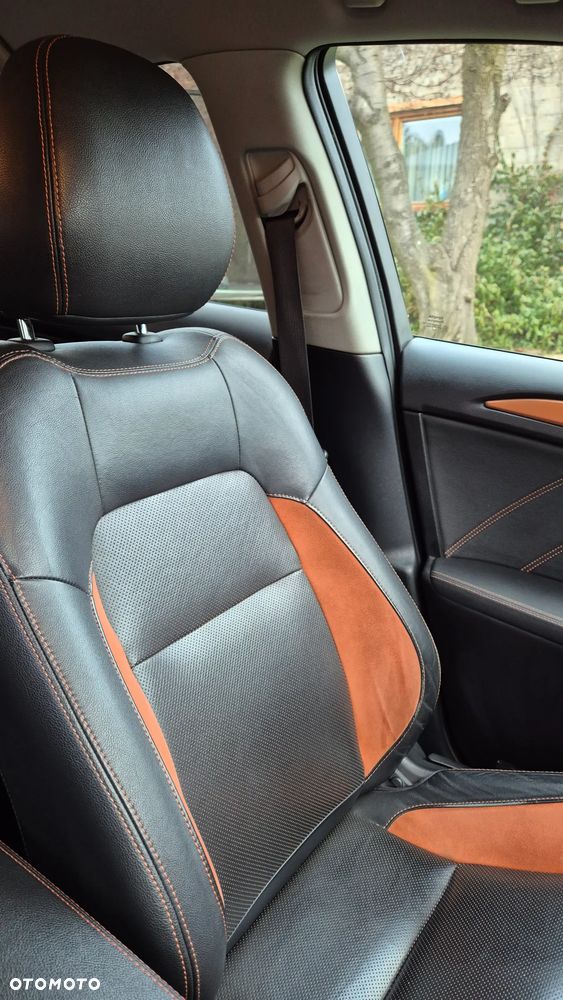 Toyota Avensis 1.8 Premium - 9